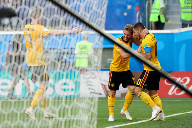 日益激烈的 日益激烈的